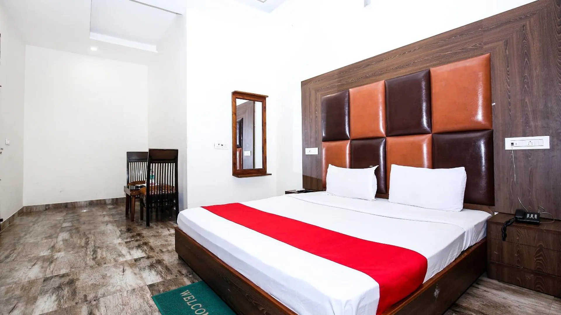 ****  Hotel Woodlark Zirakpur Chandigarh !! Top Rated & Most Awarded Properties In Tricity !! India